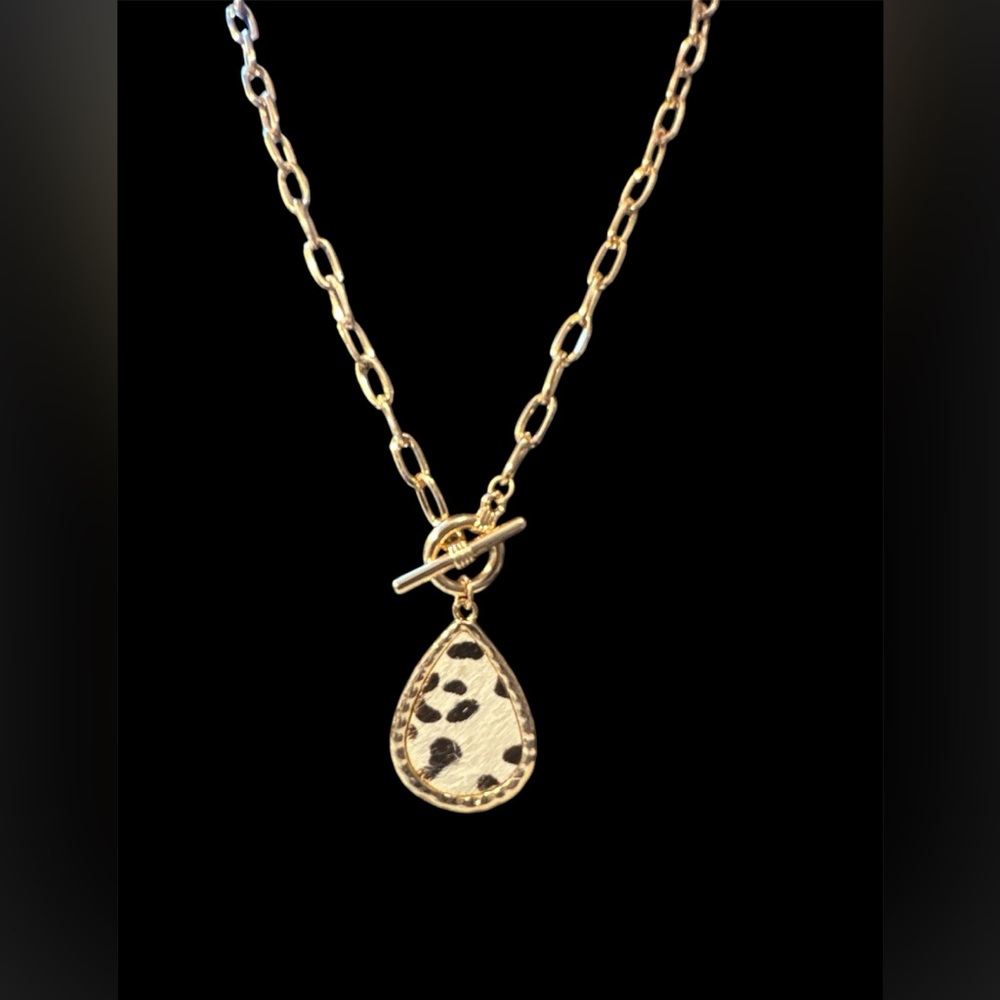 BEAUTIFUL COW HIDE PRINTED NECKLACE